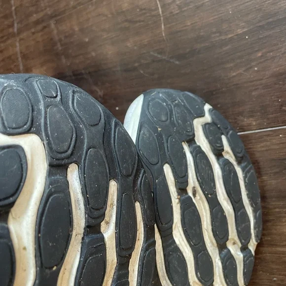 New Balance 1080 v13 Running Shoes - Picture 13 of 13